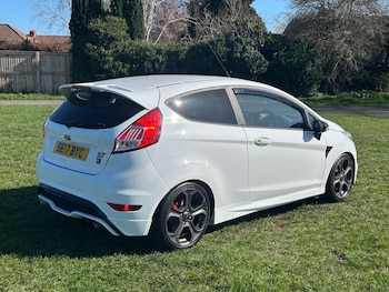 Used Ford Fiesta 2017 for sale - 77847489: Photo