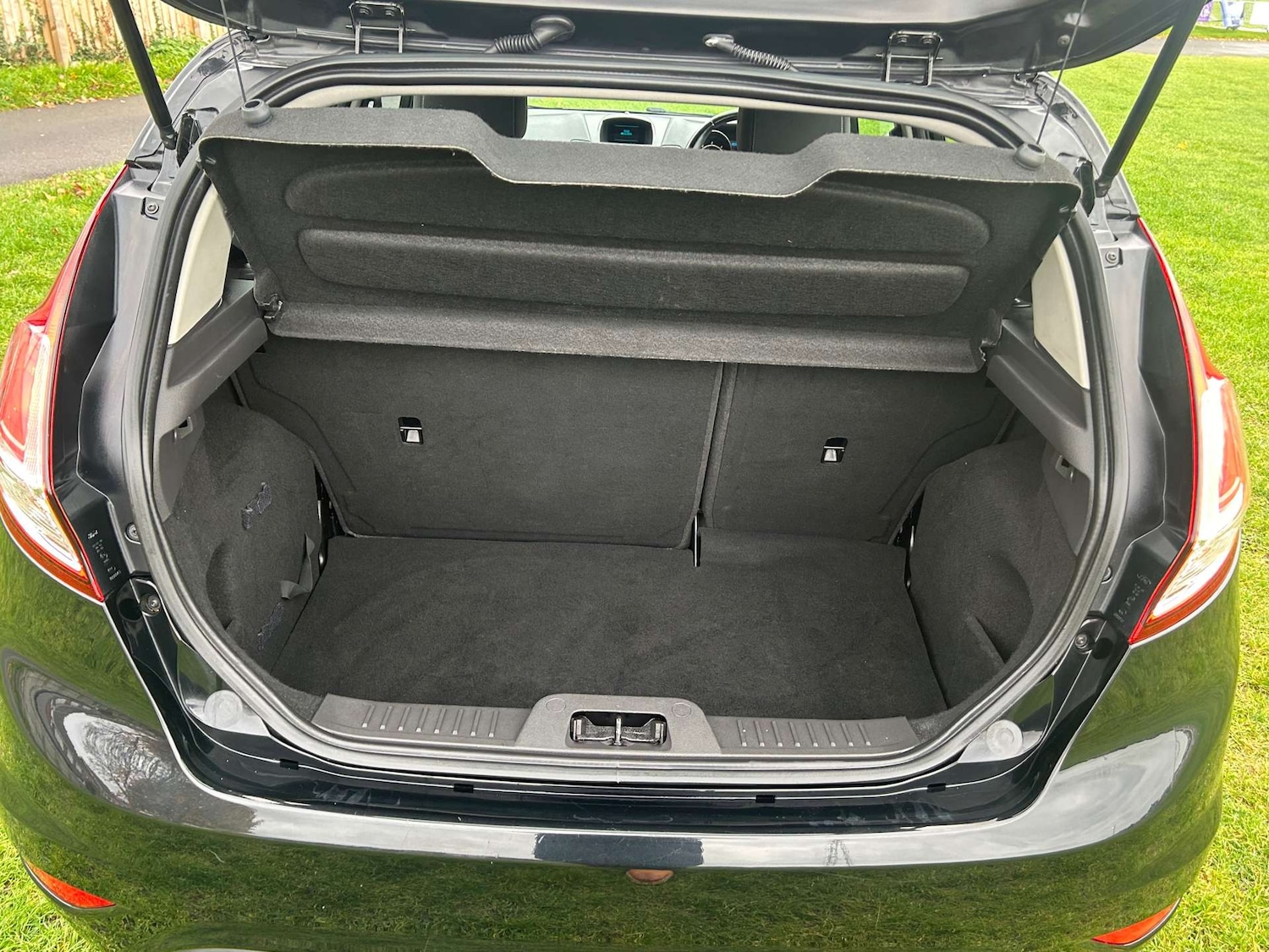 Used Ford Fiesta 2015 for sale - 76416852: Photo 18