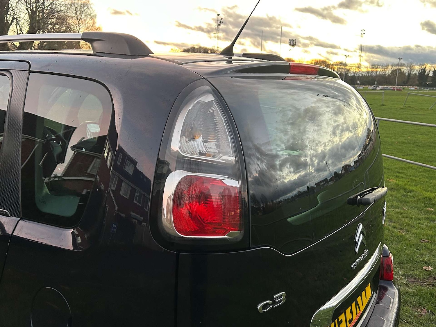 Used Citroen C3 Picasso 2013 for sale - 76961795: Photo 19