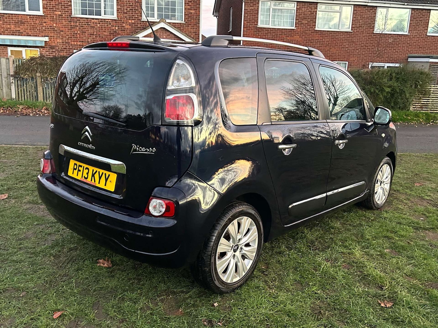 Used Citroen C3 Picasso 2013 for sale - 76961795: Photo 5