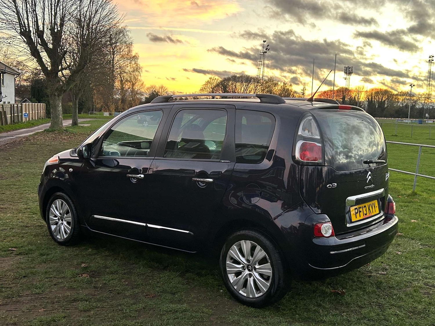 Used Citroen C3 Picasso 2013 for sale - 76961795: Photo 7