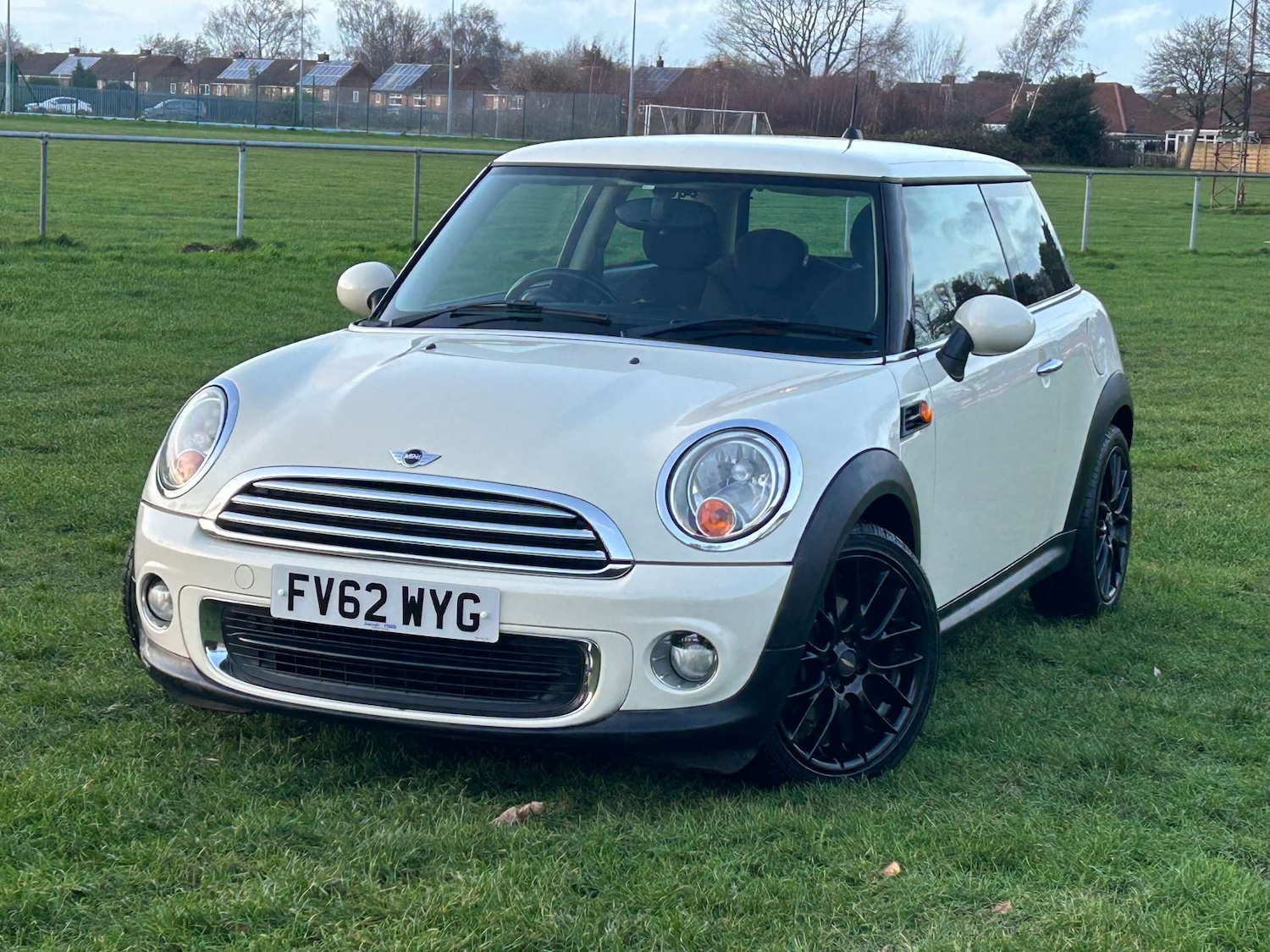 Used MINI Hatch 2012 for sale - 76892345: Photo 1