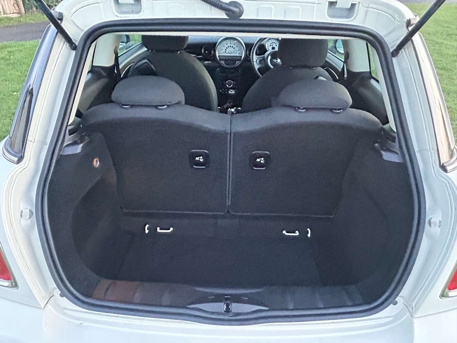 Used MINI Hatch 2012 for sale - 76892345: Photo 18