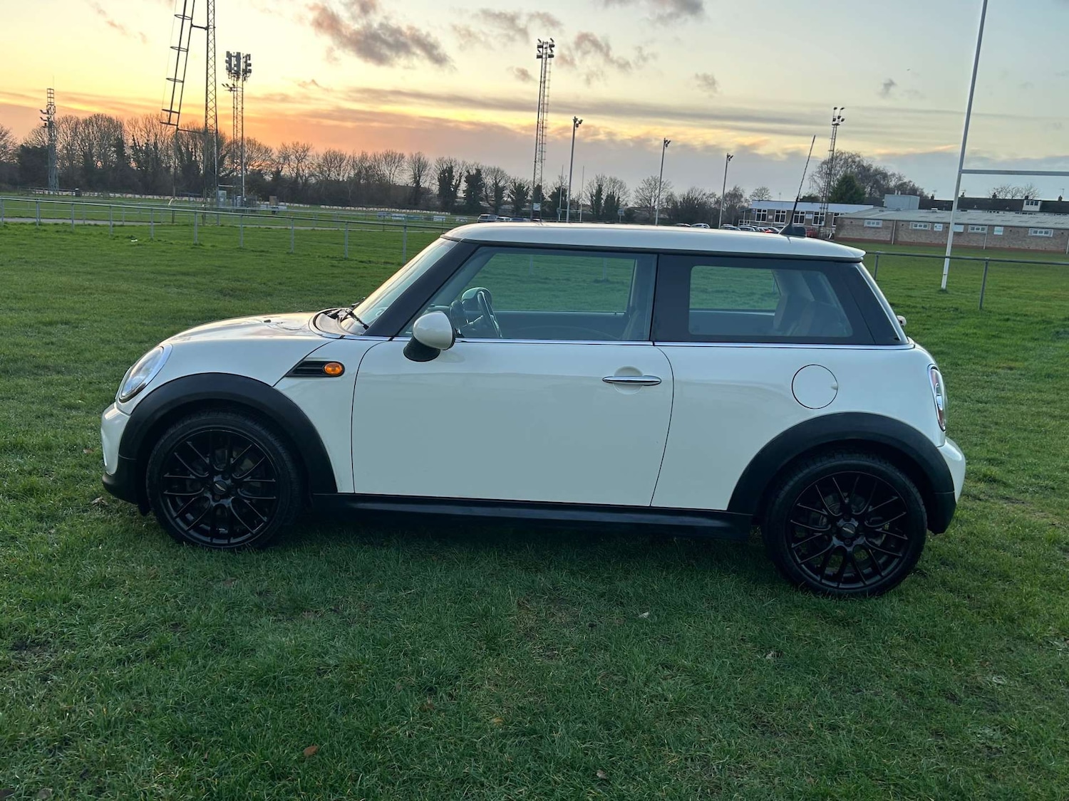 Used MINI Hatch 2012 for sale - 76892345: Photo 8