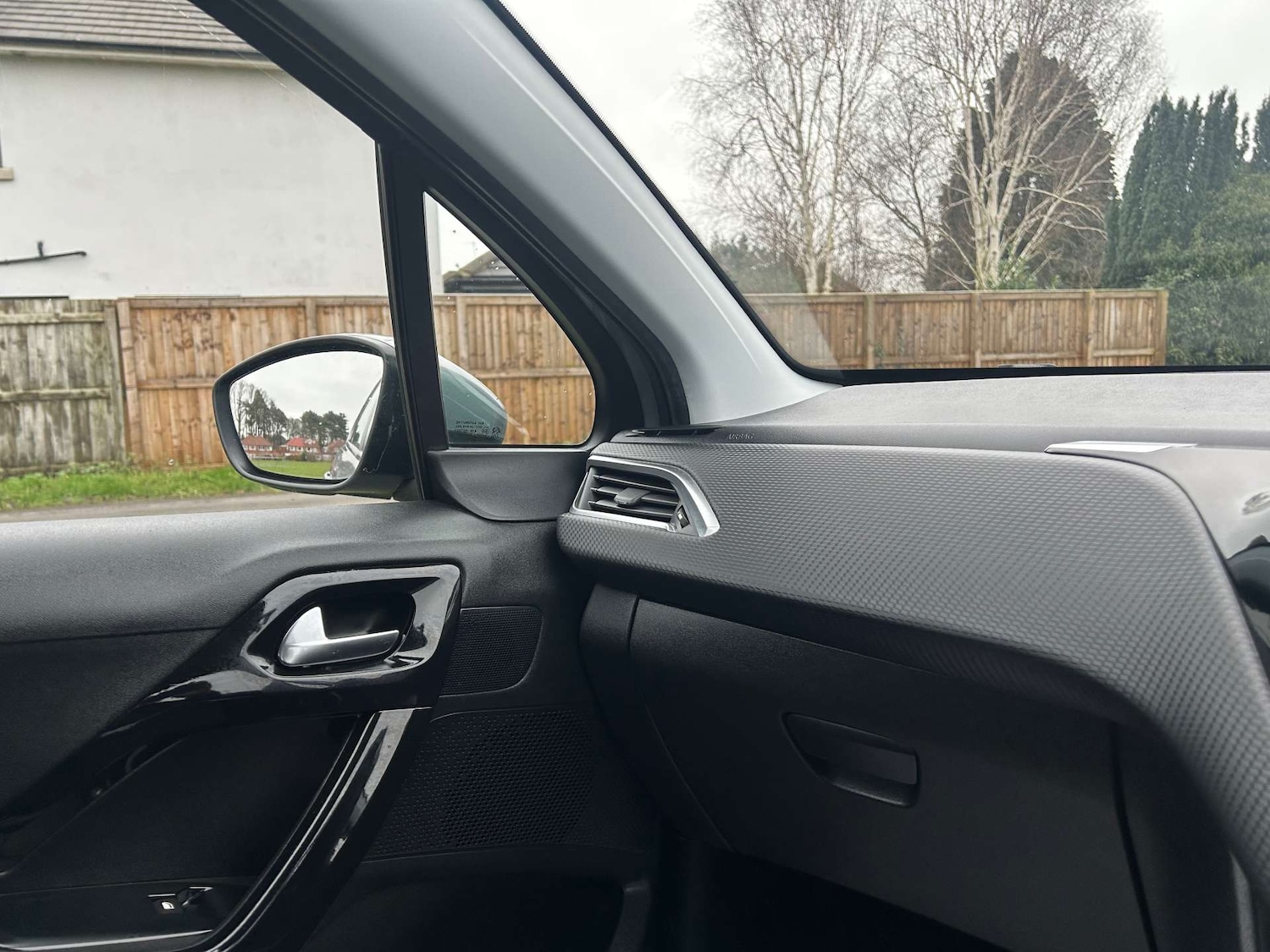 Used Peugeot 2008 2013 for sale - 77288532: Photo 26