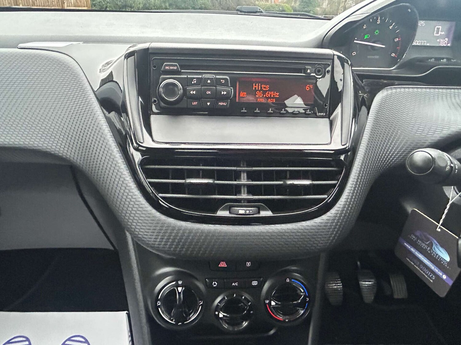 Used Peugeot 2008 2013 for sale - 77288532: Photo 32