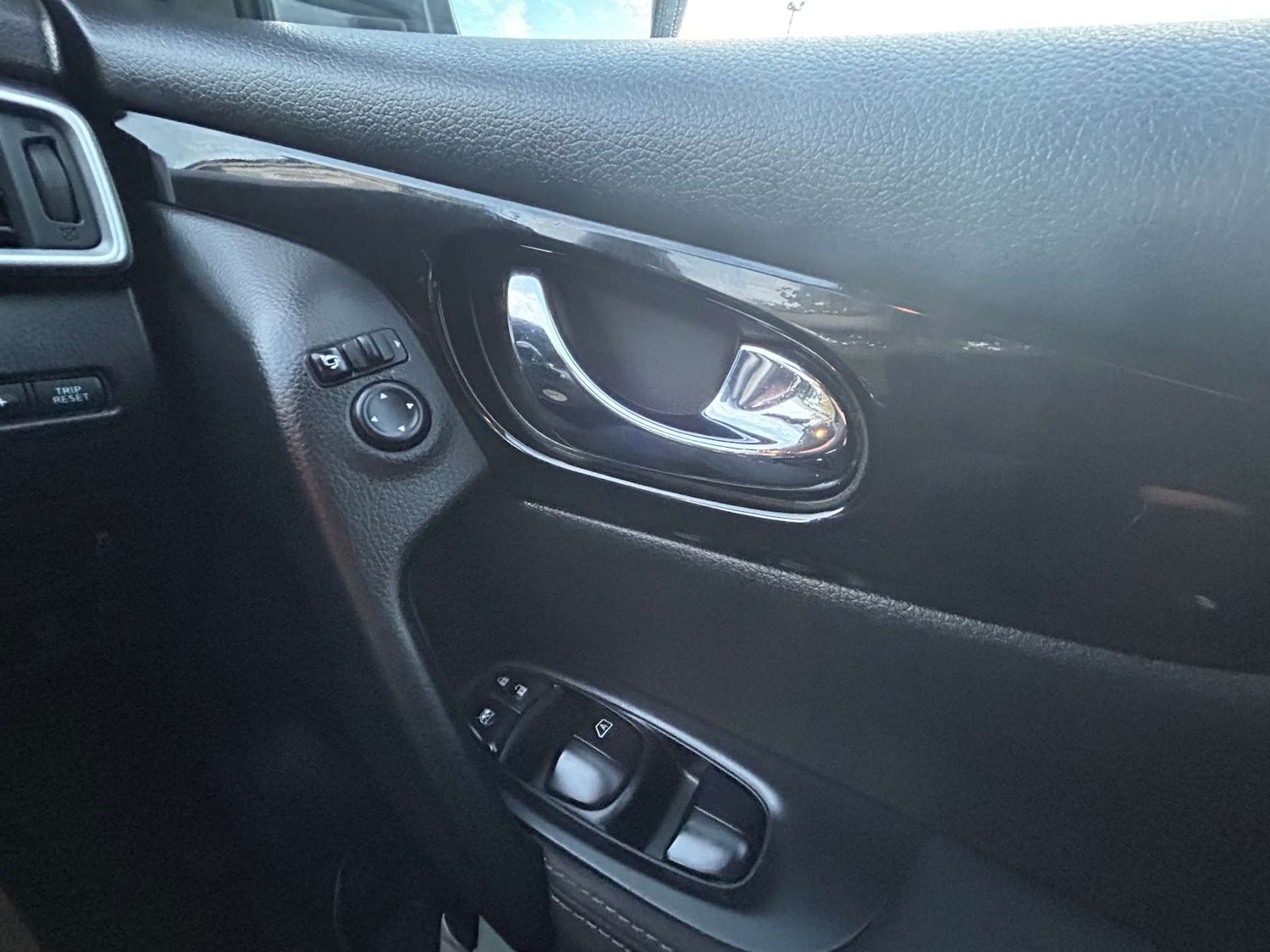 Used Nissan Qashqai 2014 for sale - 76601351: Photo 33