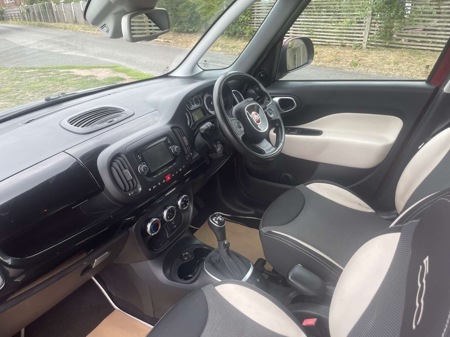 Used Fiat 500L 2014 for sale - 76363767: Photo 9