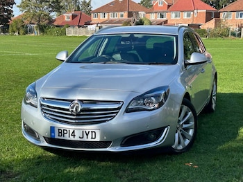 Vauxhall - Insignia