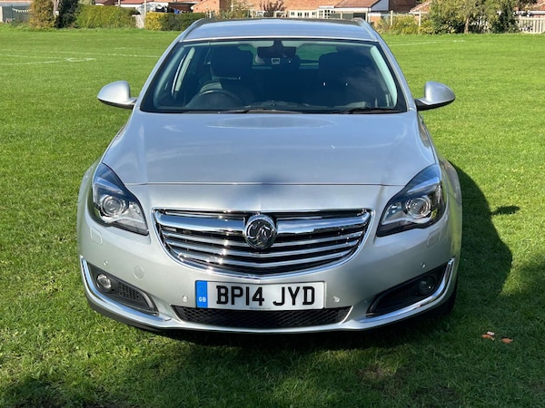 Used Vauxhall Insignia 2014 for sale - 76206184: Photo 2