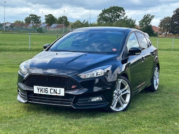 Used Ford Focus 2016 for sale - 78747850: Photo