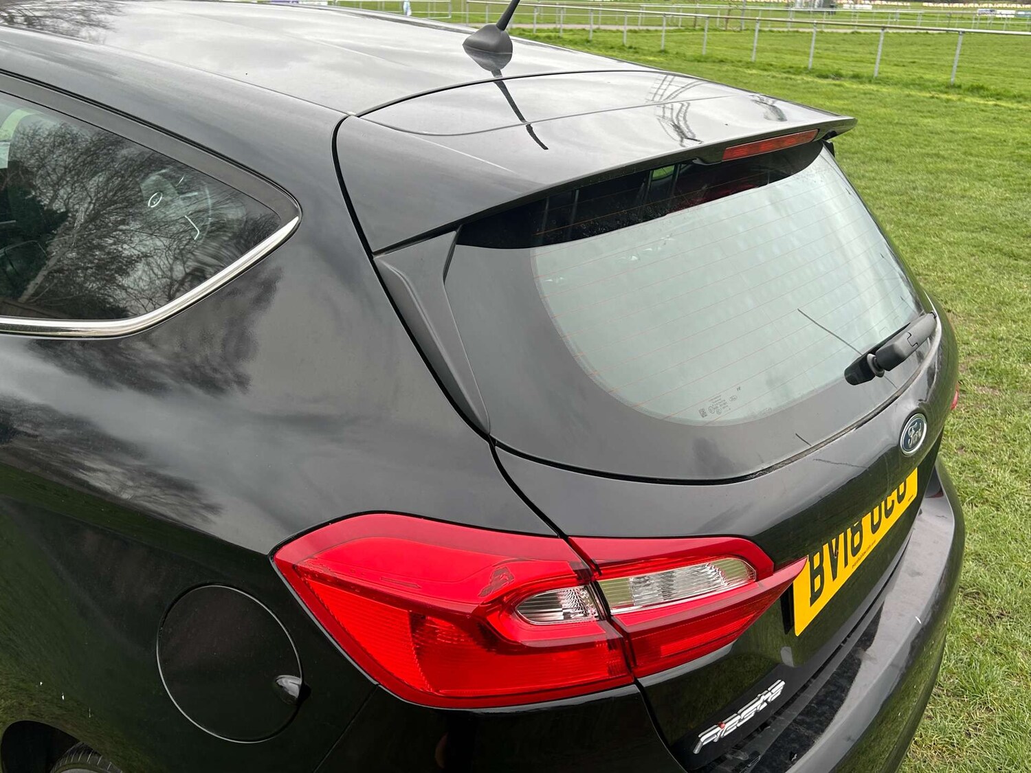 Used Ford Fiesta 2018 for sale - 77903084: Photo 18