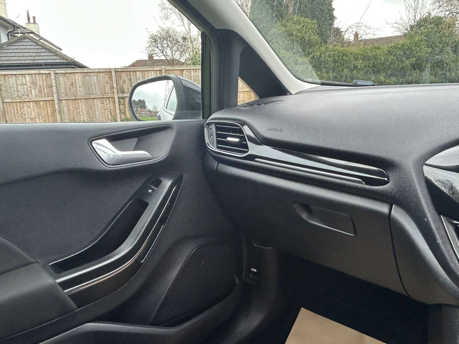 Used Ford Fiesta 2018 for sale - 77903084: Photo 24