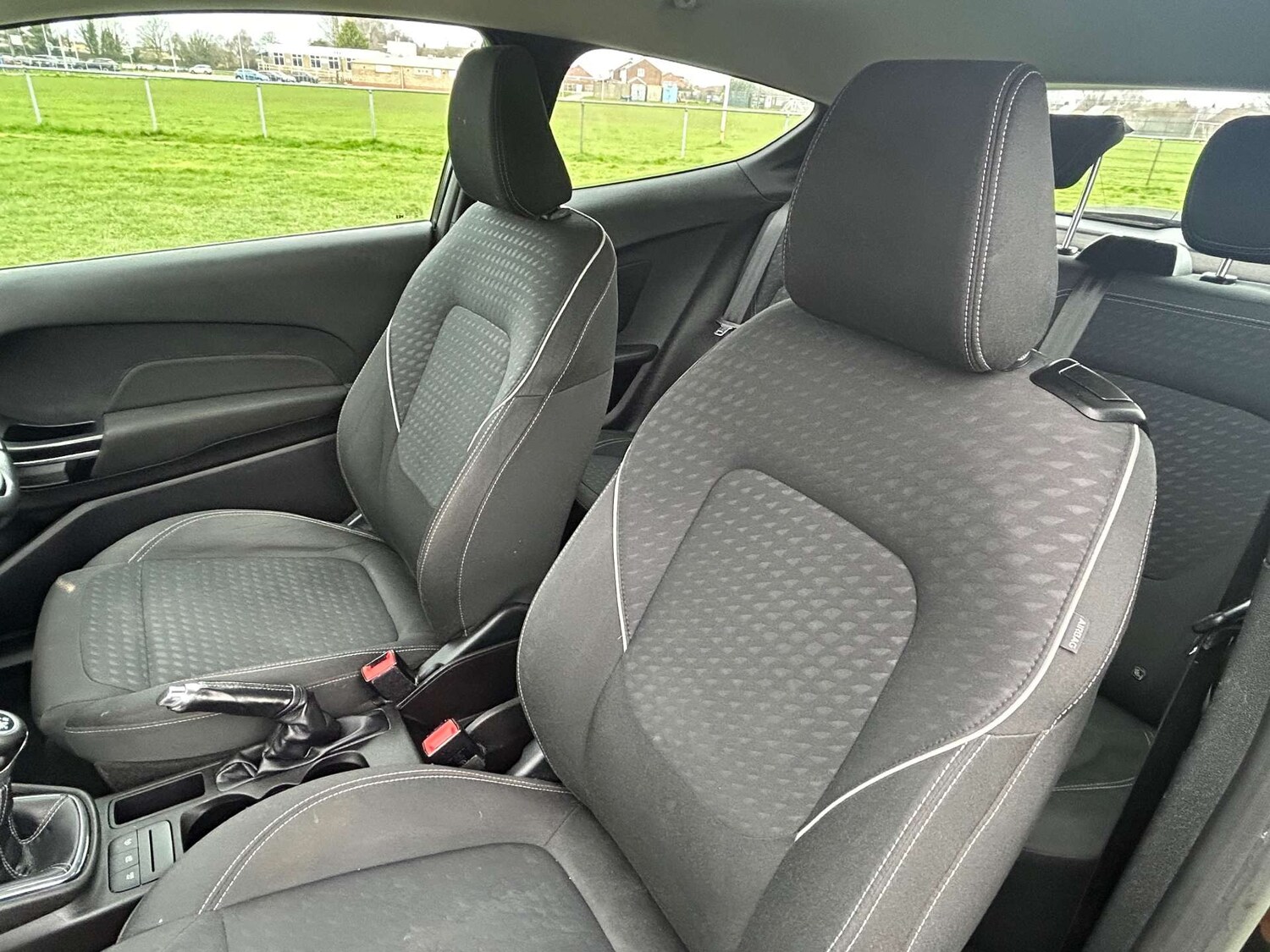 Used Ford Fiesta 2018 for sale - 77903084: Photo 26