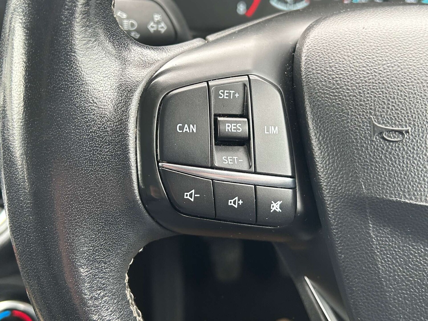 Used Ford Fiesta 2018 for sale - 77903084: Photo 28