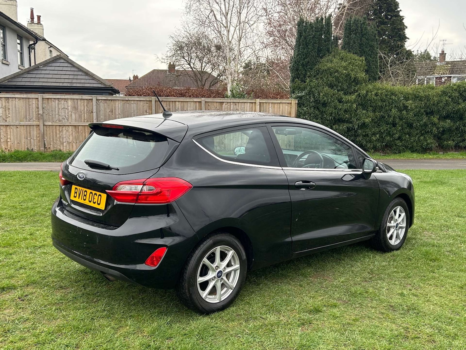 Used Ford Fiesta 2018 for sale - 77903084: Photo 3