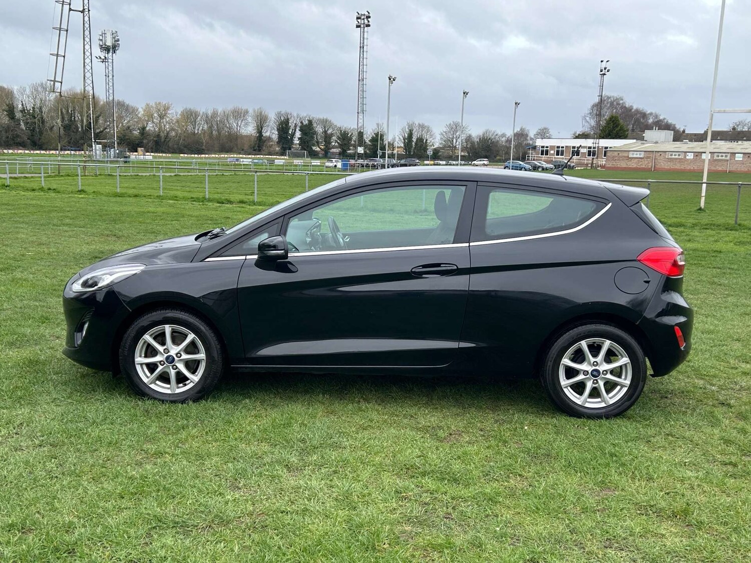 Used Ford Fiesta 2018 for sale - 77903084: Photo 6