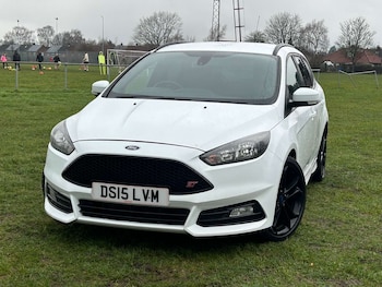 Used Ford Focus 2015 for sale - 77693777: Photo