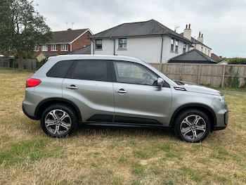 Used Suzuki Vitara 2015 for sale - 79206078: Photo