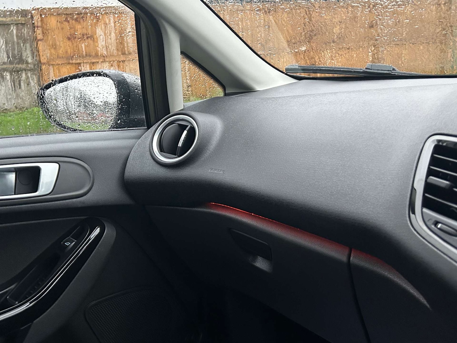 Used Ford Fiesta 2016 for sale - 76894409: Photo 28