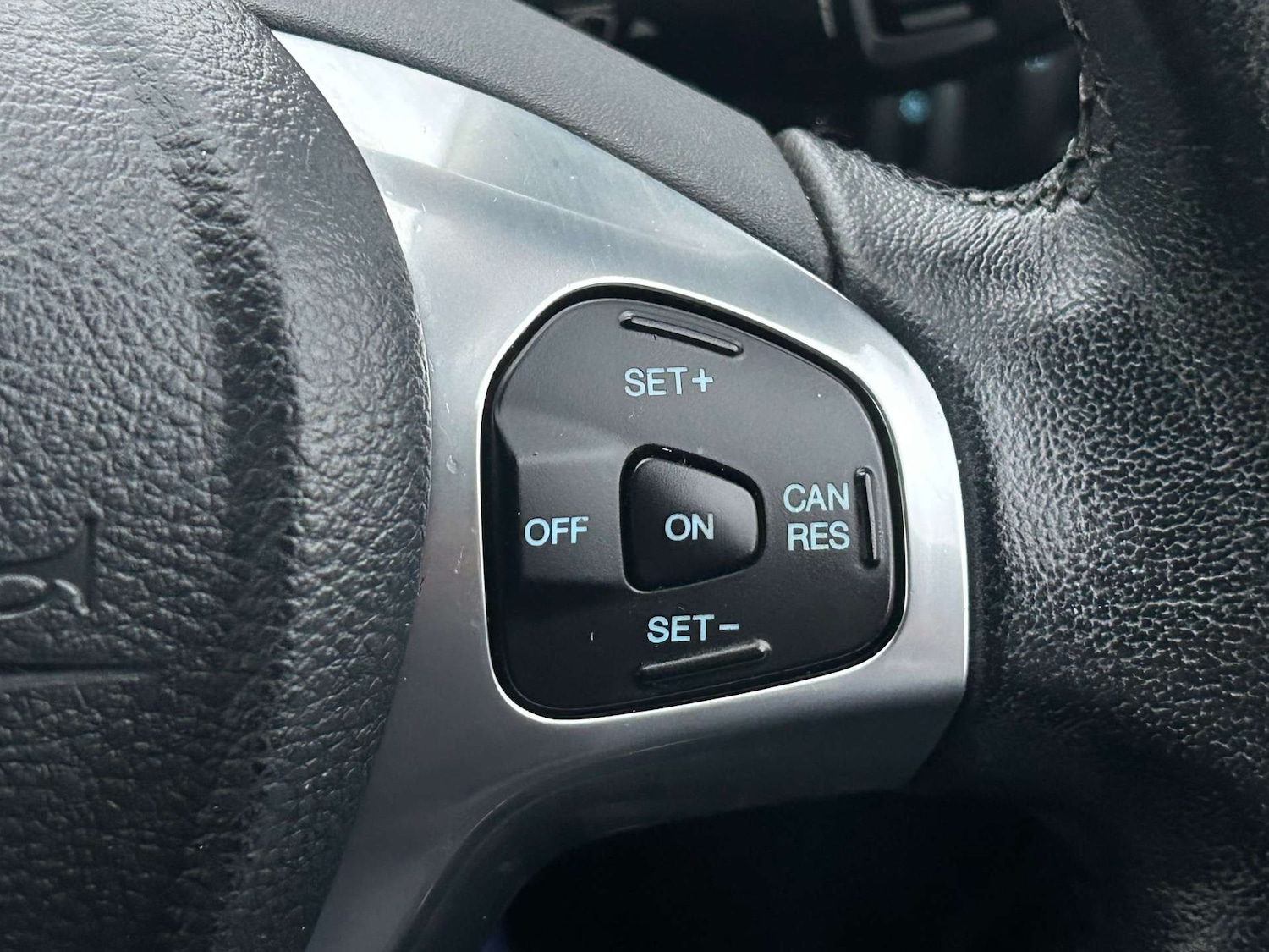 Used Ford Fiesta 2016 for sale - 76894409: Photo 38