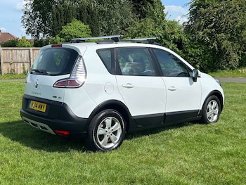 Used Renault Scenic 2014 for sale - 78658972: Photo