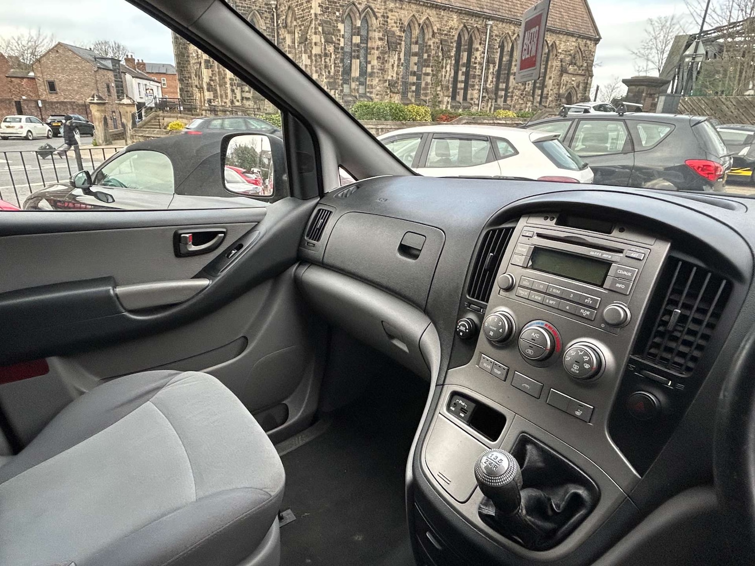 Used Hyundai i800 2011 for sale - 78030962: Photo 9