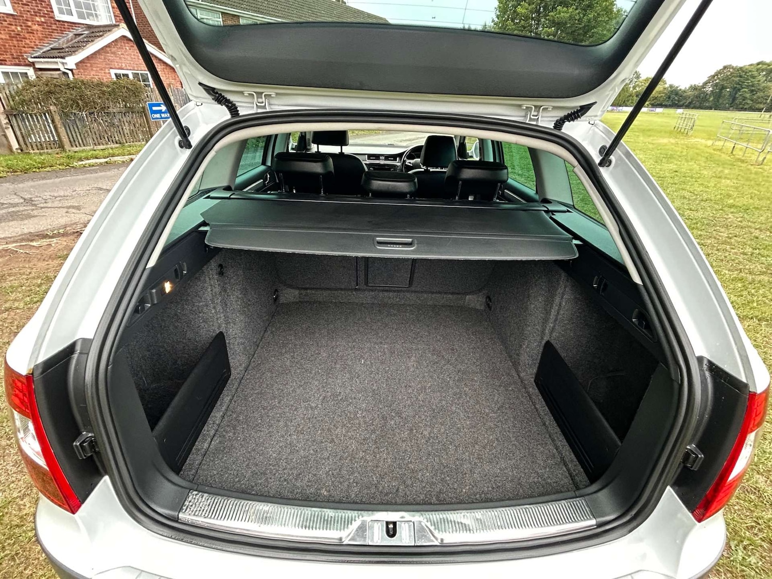 Used Skoda Superb 2014 for sale - 76600957: Photo 19