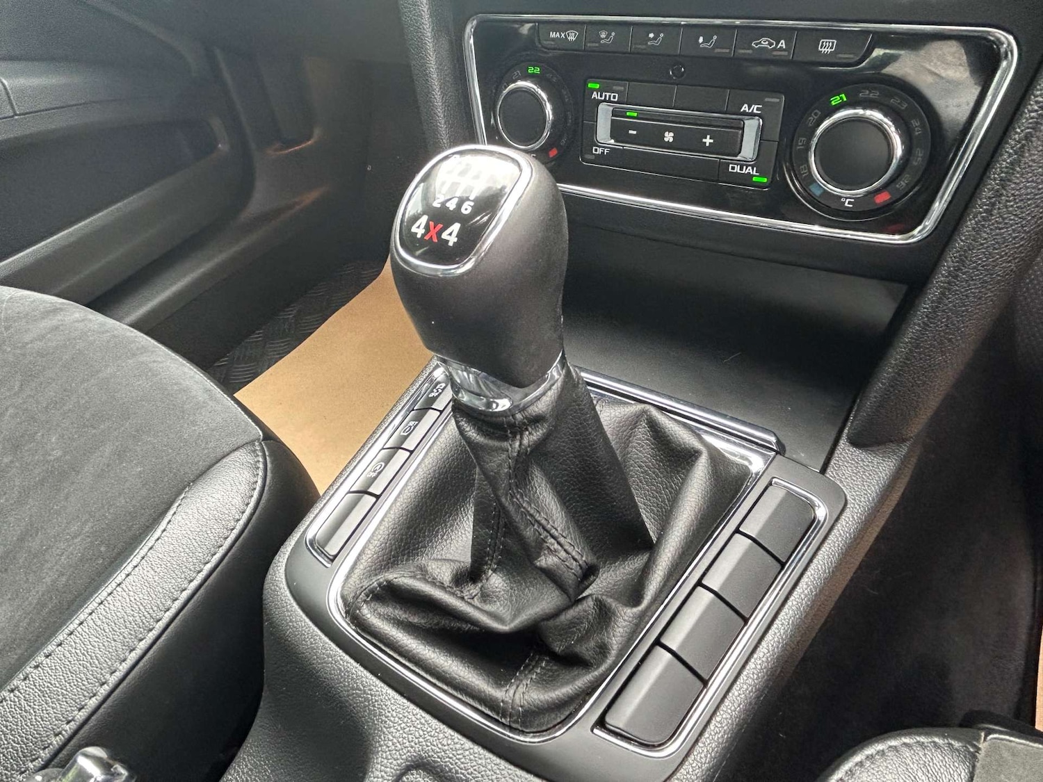 Used Skoda Superb 2014 for sale - 76600957: Photo 33