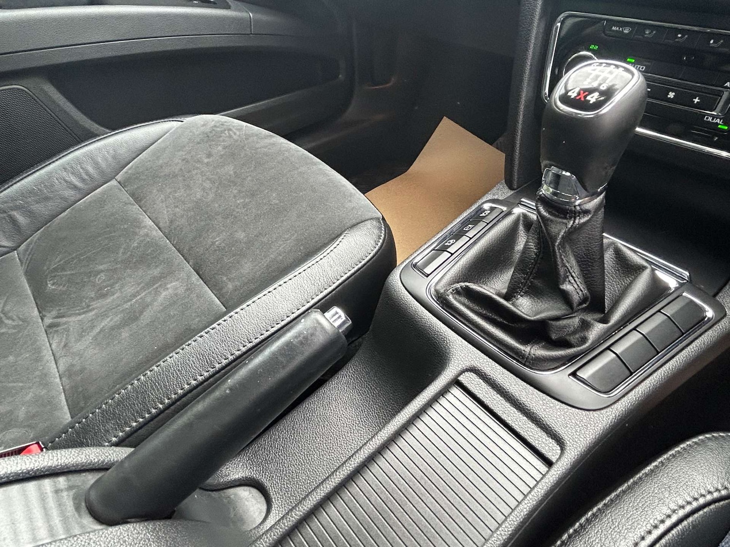 Used Skoda Superb 2014 for sale - 76600957: Photo 34