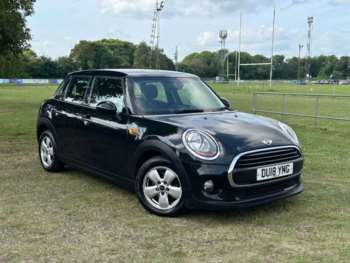 Used MINI Hatch 2018 for sale - 74902478: Photo