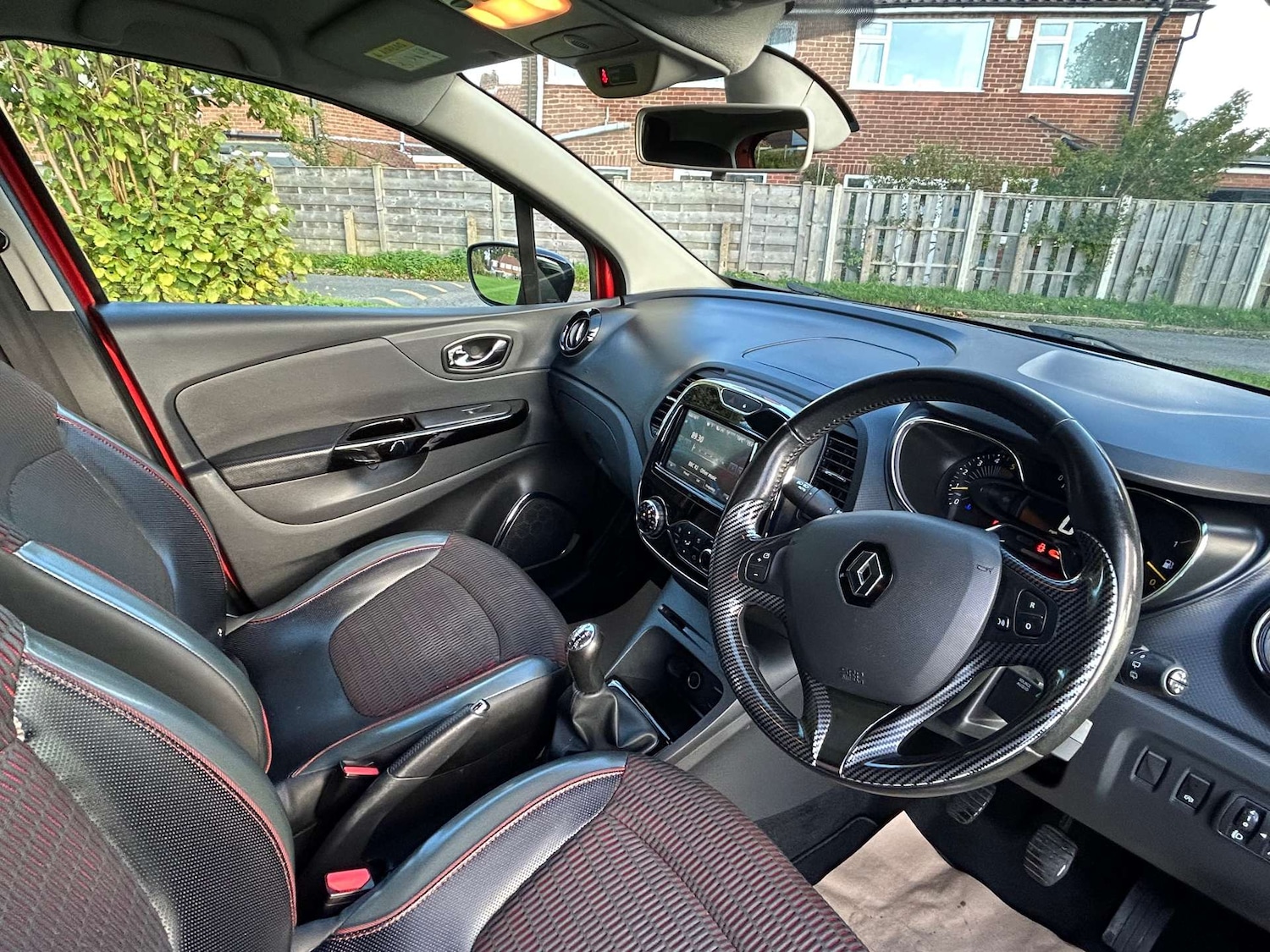 Used Renault Captur 2015 for sale - 76194650: Photo 21