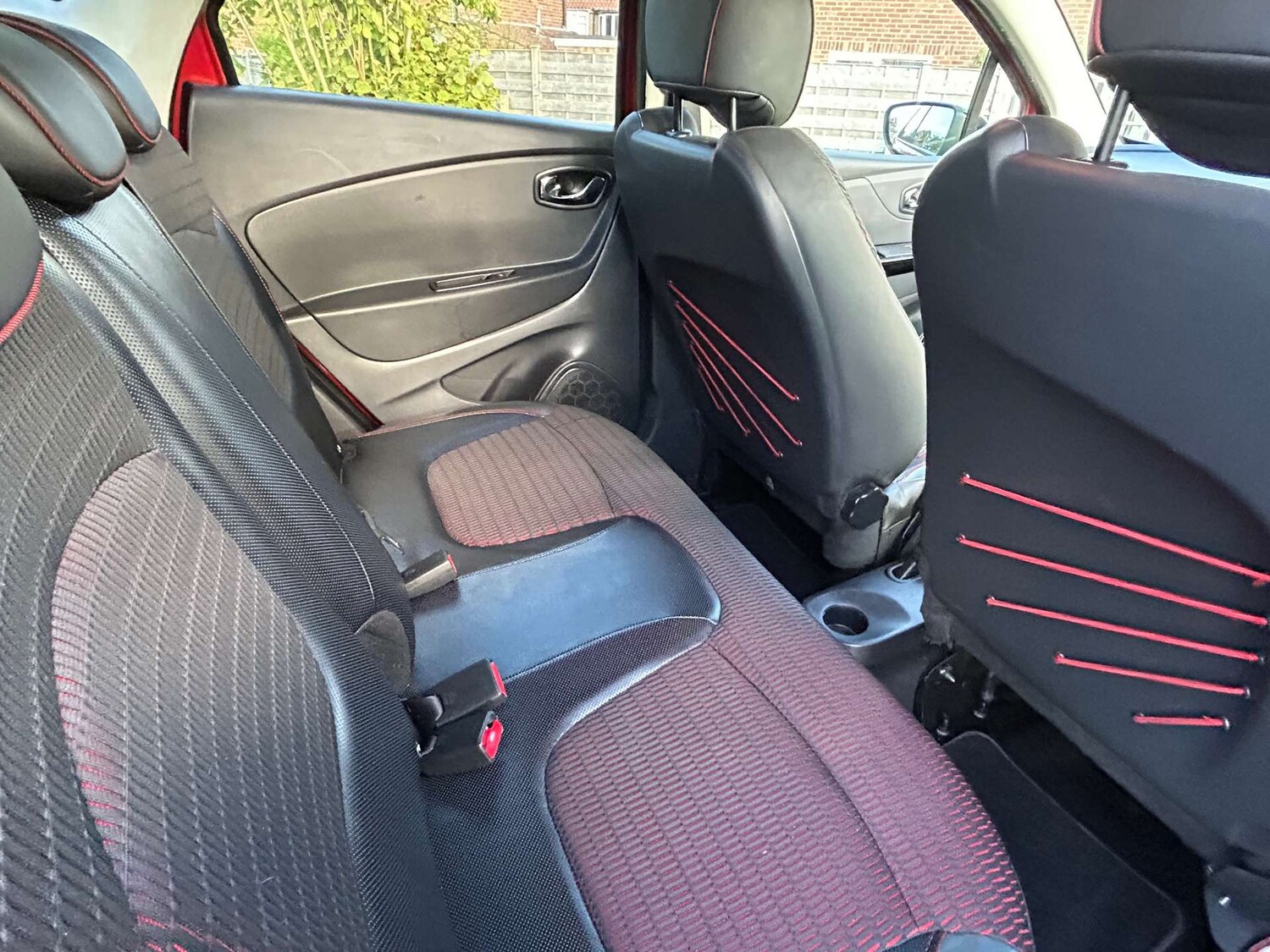 Used Renault Captur 2015 for sale - 76194650: Photo 23