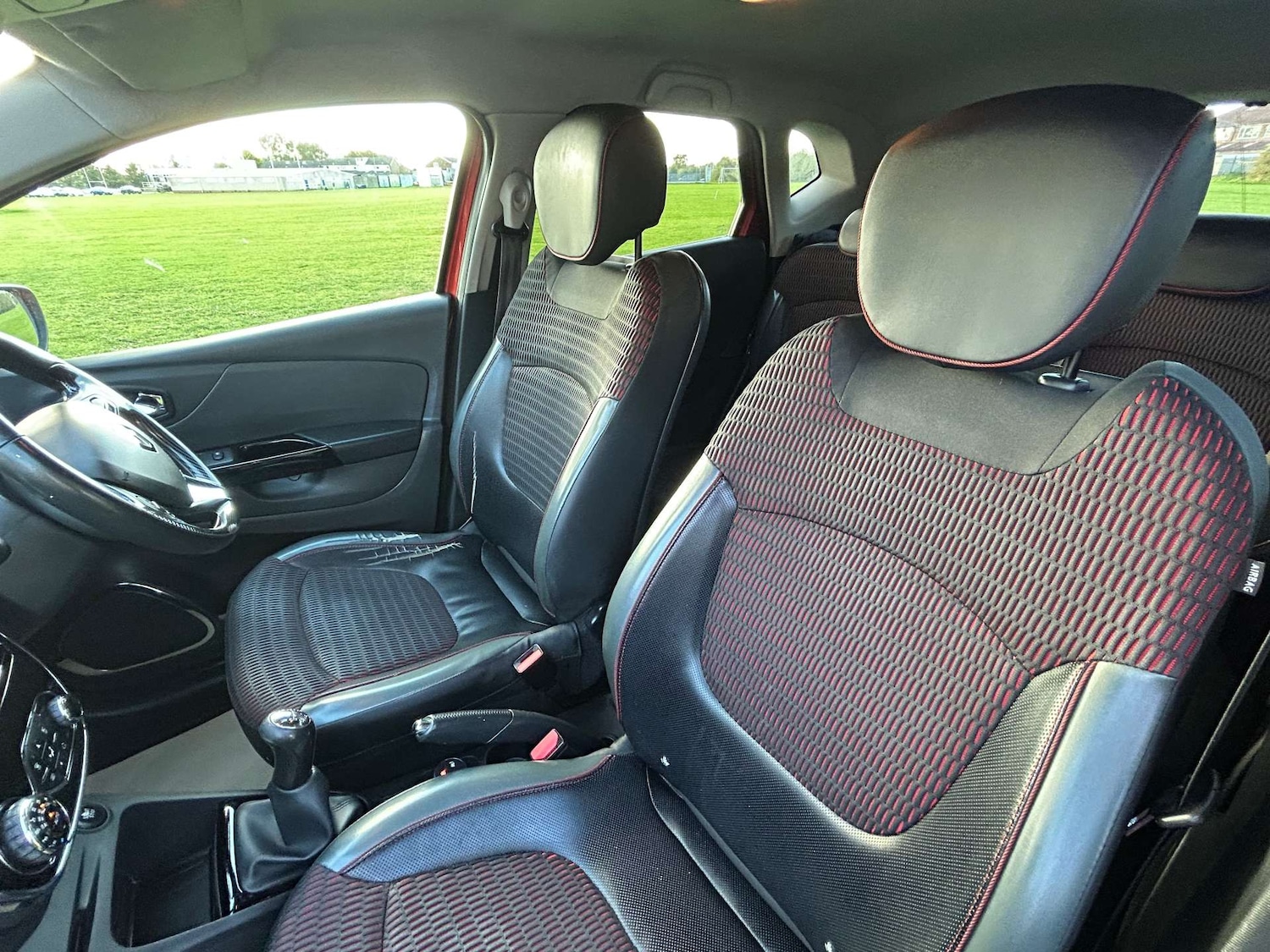 Used Renault Captur 2015 for sale - 76194650: Photo 26