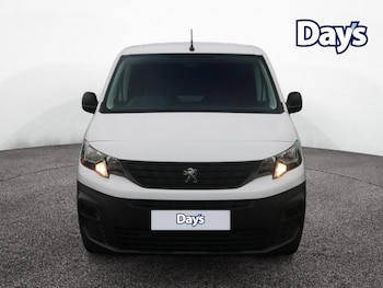 Used Peugeot Partner 2023 for sale - 76467785: Photo