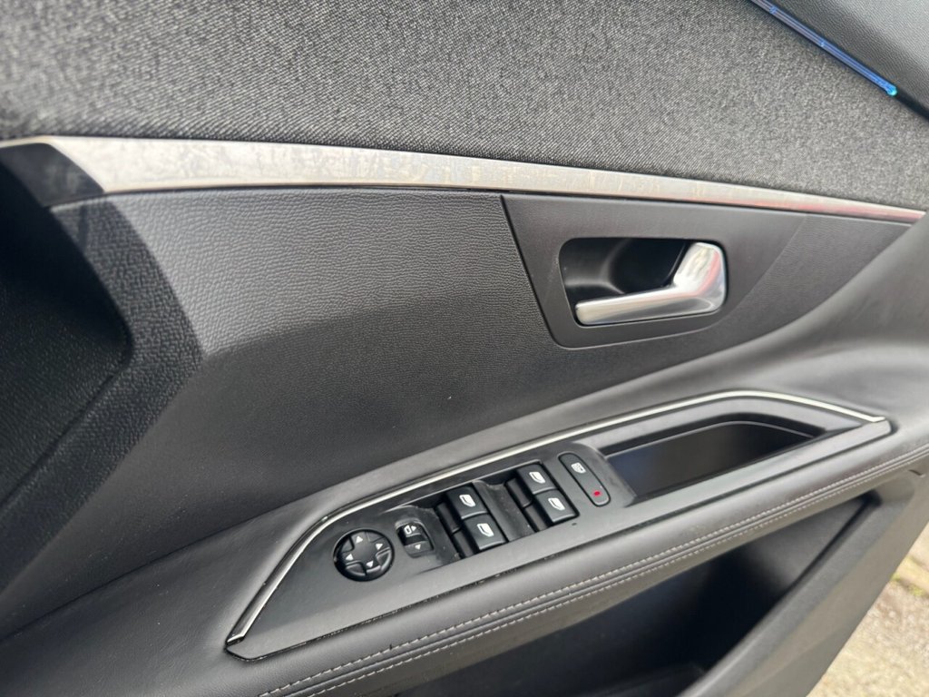 Used Peugeot 3008 2017 for sale - 77667060: Photo 15