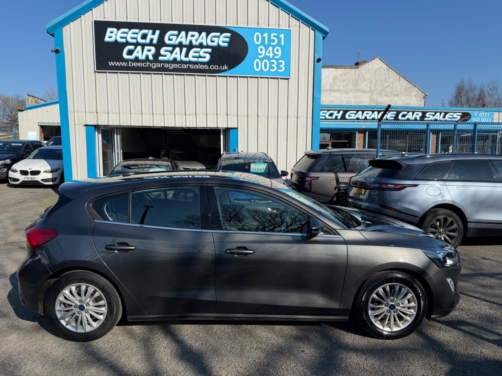 Used Ford Focus 2021 for sale - 77748105: Photo 2