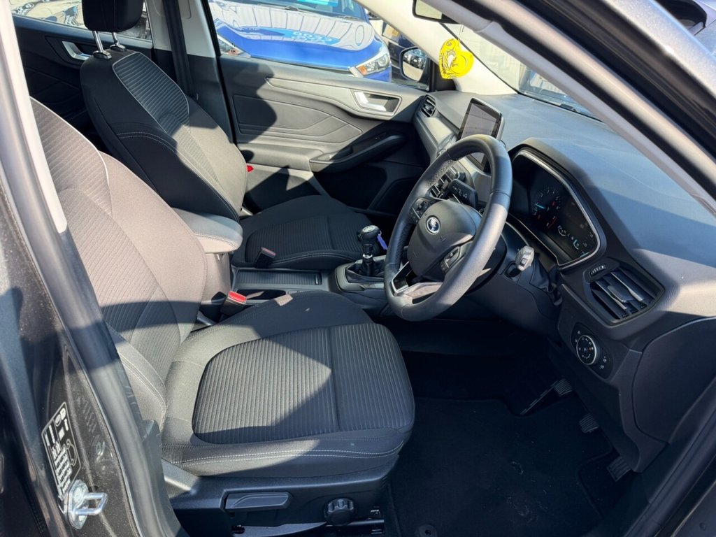 Used Ford Focus 2021 for sale - 77748105: Photo 8