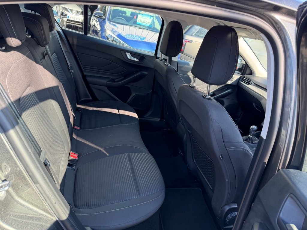 Used Ford Focus 2021 for sale - 77748105: Photo 9