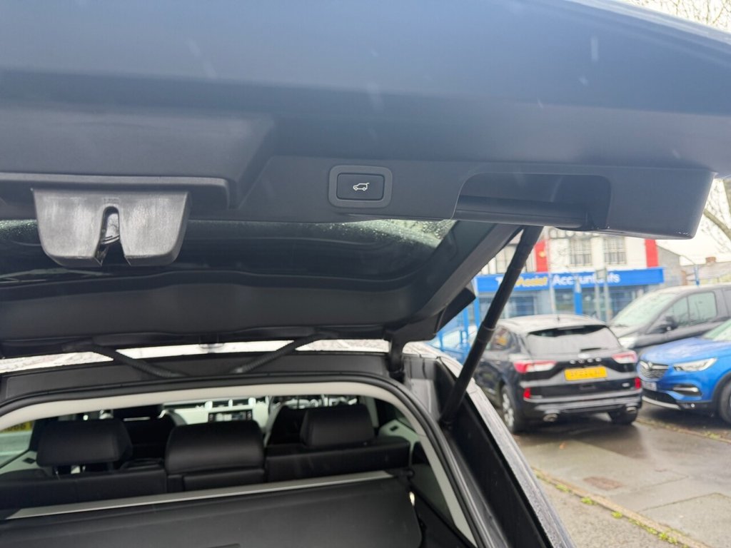 Used Land Rover Range Rover Sport 2015 for sale - 78044744: Photo 11