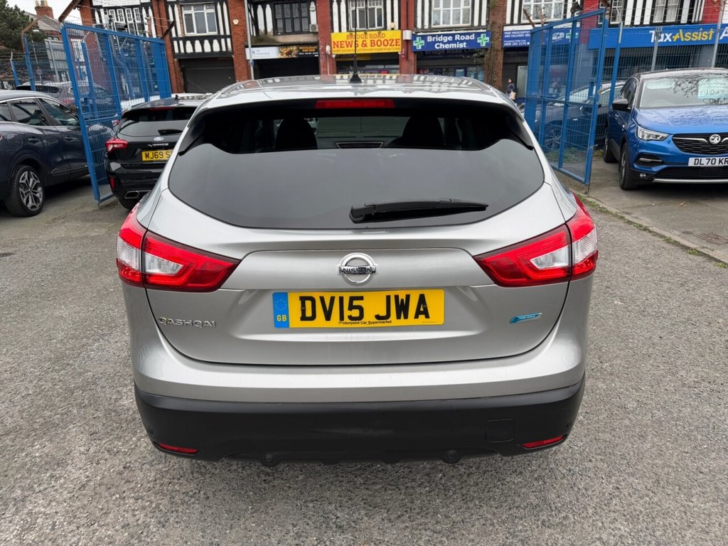 Used Nissan Qashqai 2015 for sale - 77991446: Photo 4