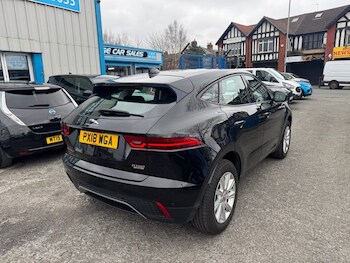 Used Jaguar E-Pace 2018 for sale - 77582182: Photo