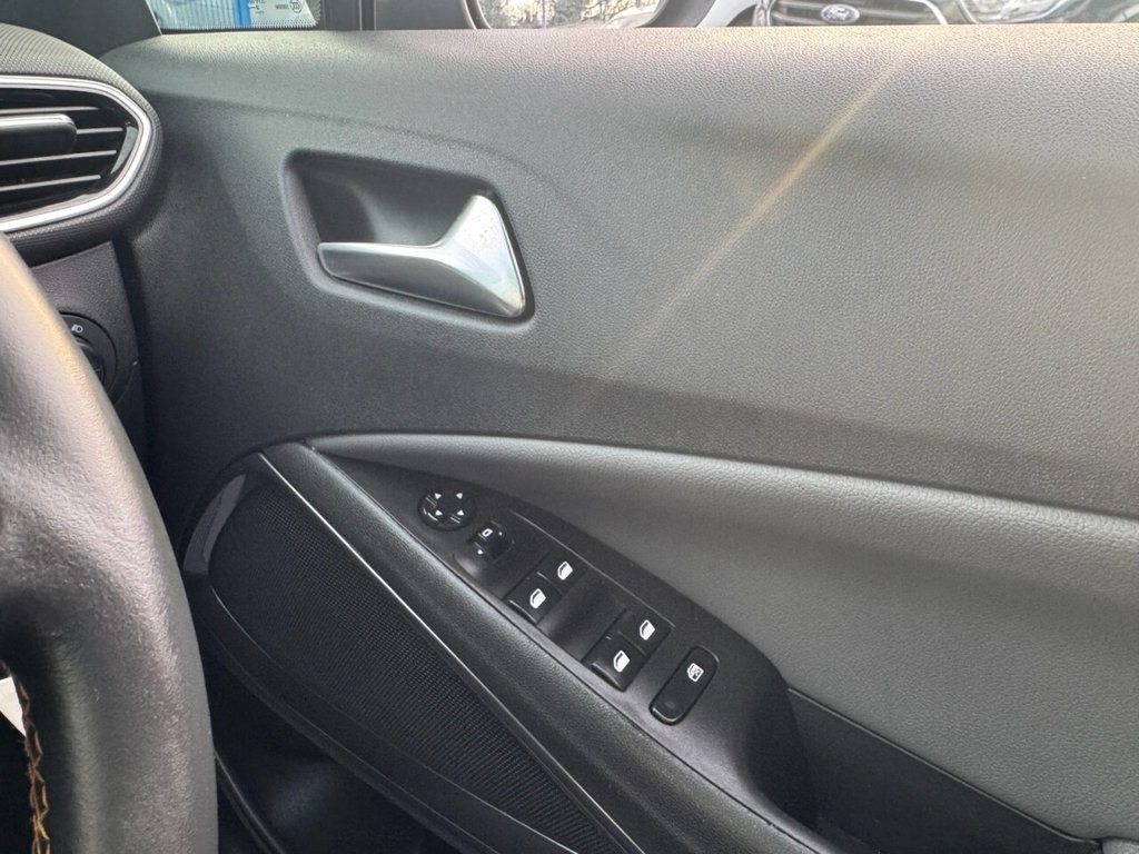 Used Vauxhall Crossland X 2018 for sale - 77583257: Photo 16