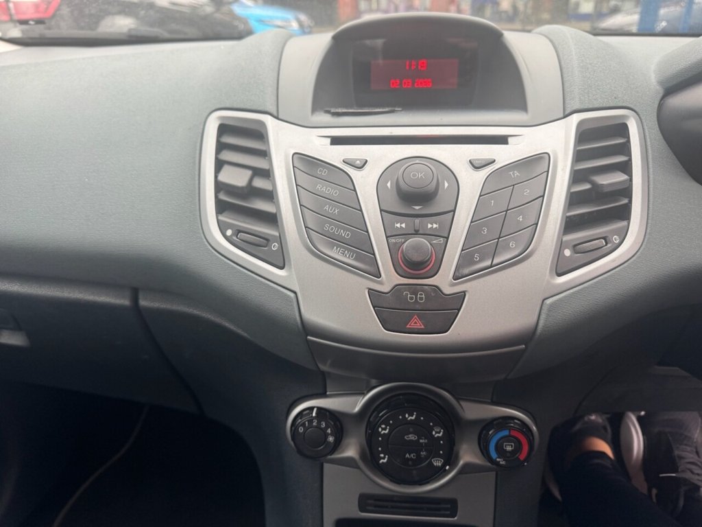 Used Ford Fiesta 2010 for sale - 77720353: Photo 13