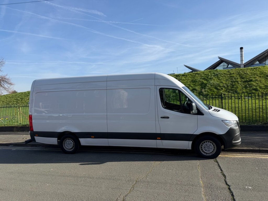 Used Mercedes-Benz Sprinter 2018 for sale - 77936793: Photo 2