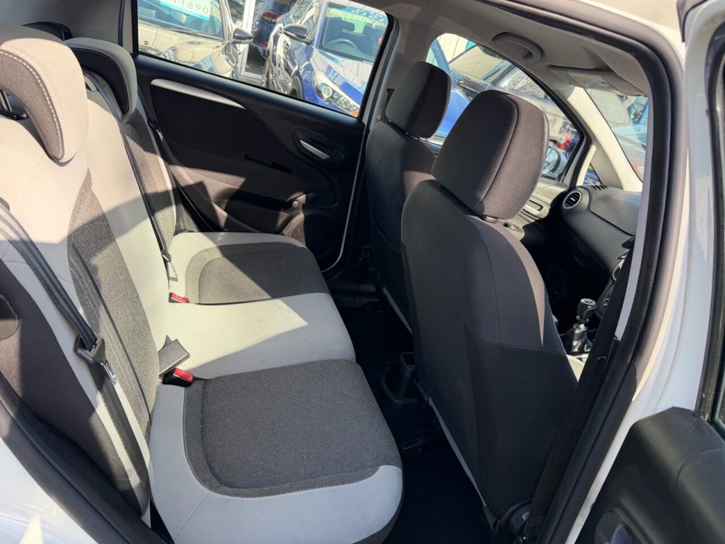 Used Fiat Punto 2012 for sale - 77835960: Photo 10