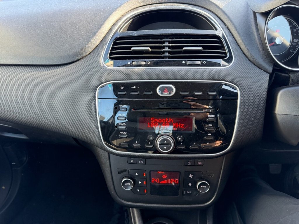 Used Fiat Punto 2012 for sale - 77835960: Photo 14