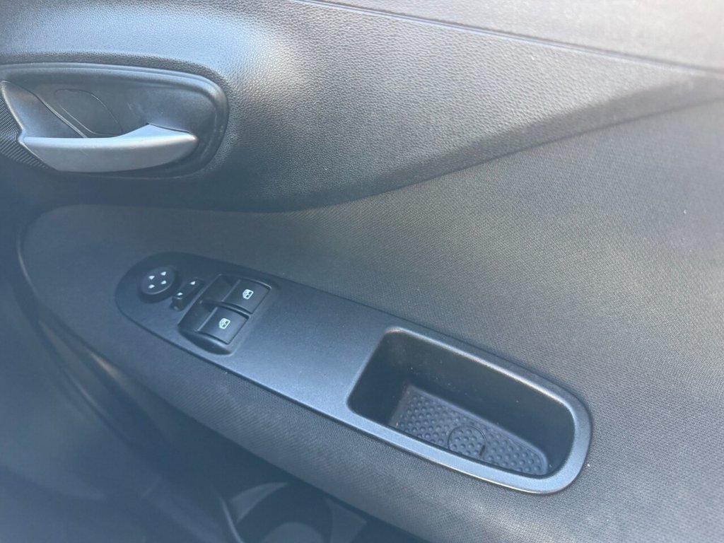 Used Fiat Punto 2012 for sale - 77835960: Photo 16