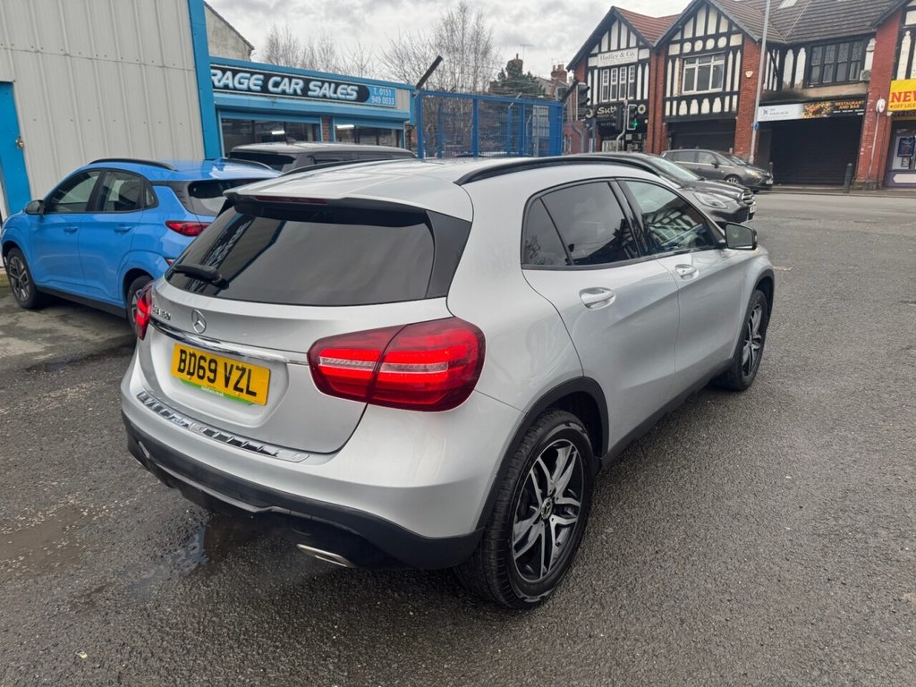 Used Mercedes-Benz GLA 2019 for sale - 77680384: Photo 3