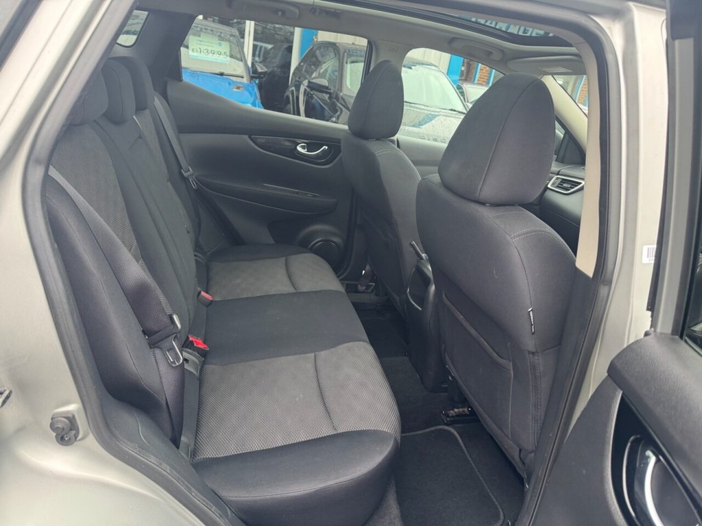 Used Nissan Qashqai 2015 for sale - 77680245: Photo 10